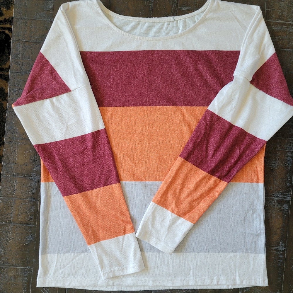 NWOT Long Sleeve Top. Sz Lg